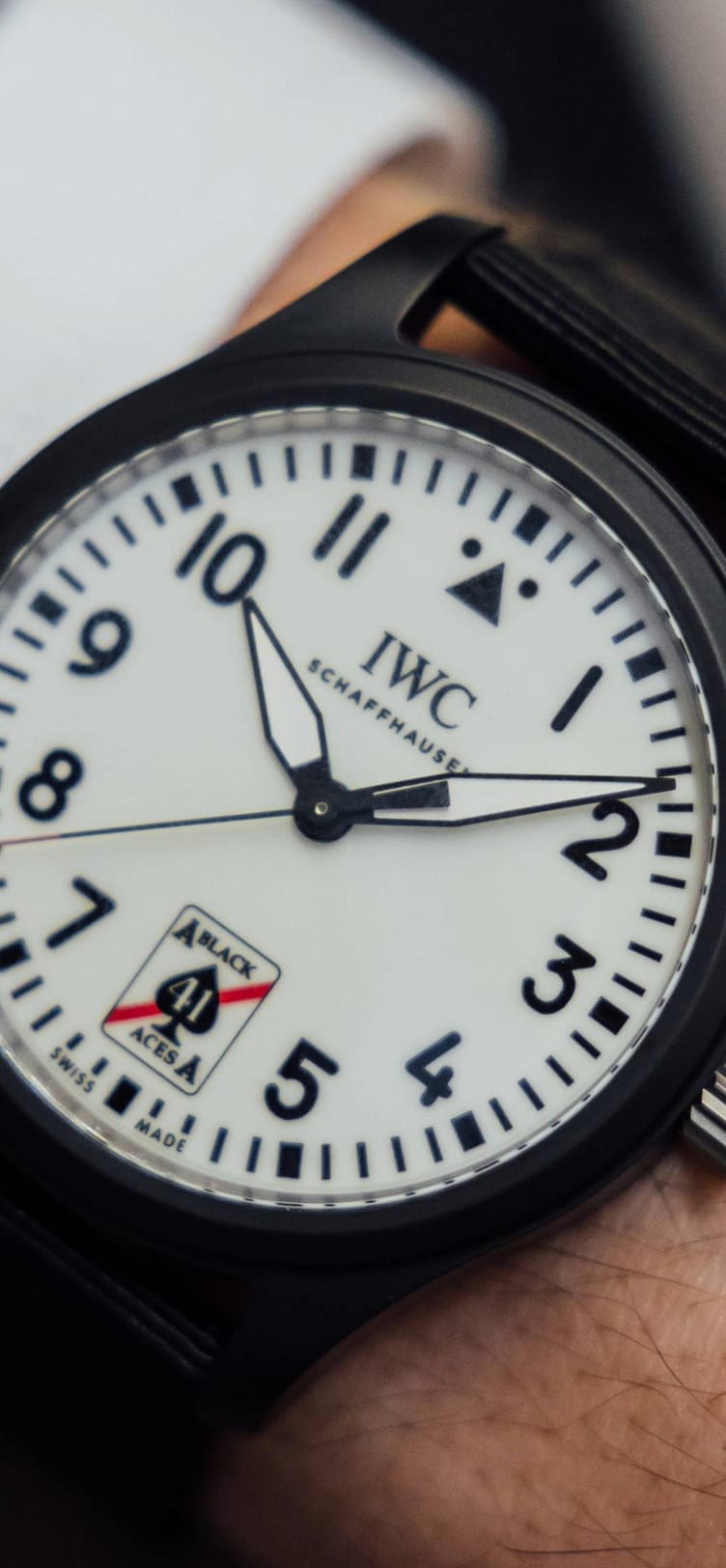 IWCの記事：光を放つ文字盤 – パイロット・ウォッチ 