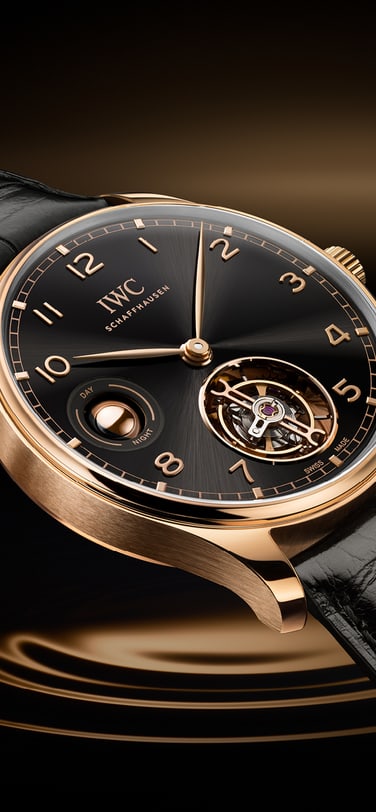 Close-up of a Calibre Family 81000