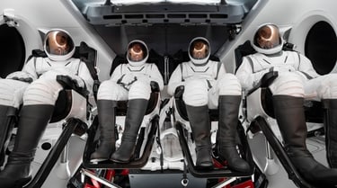 Pioneering 4-person all-civilian spaceflight crew set for launch of a Polaris Dawn commercial spaceflight mission.