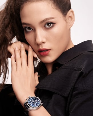Eileen Gu sporting the Pilot’s Watch Chronograph 41 (Ref. IW388101)