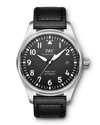 IW327001 Pilot’s Watch Mark XVIII with black dial, stainless steel case and black leather strap