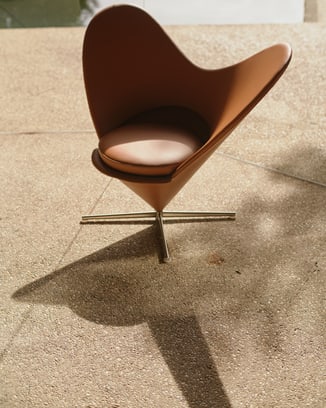 Verner Panton Heart Cone Chair in brown leather at John Lautner’s Sheats-Goldstein Residence in Los Angeles